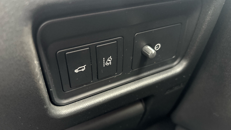 Land Rover Discovery Sport 2.0 TD4 180 HSE 5dr Auto Diesel Station Wagon